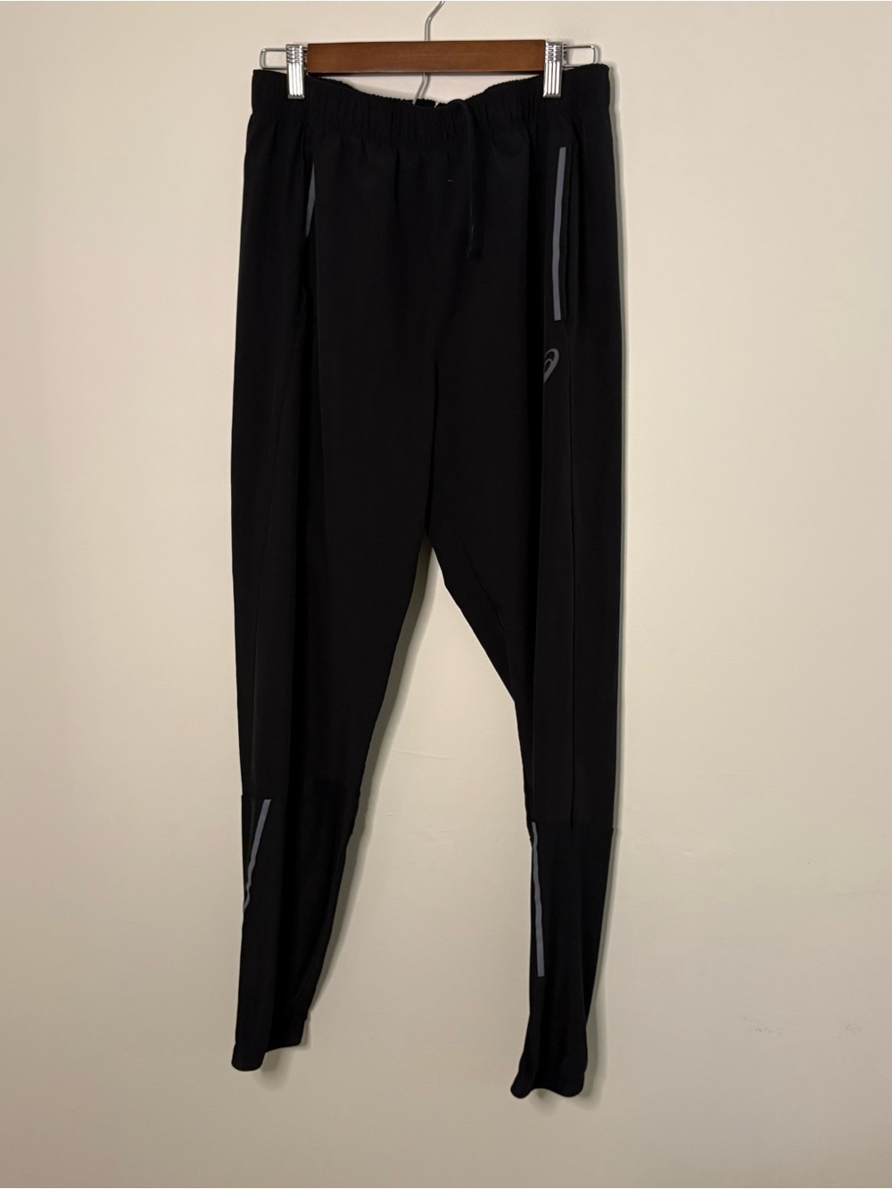 Men's Black Athletic Track Pants with Reflective Accents asics large